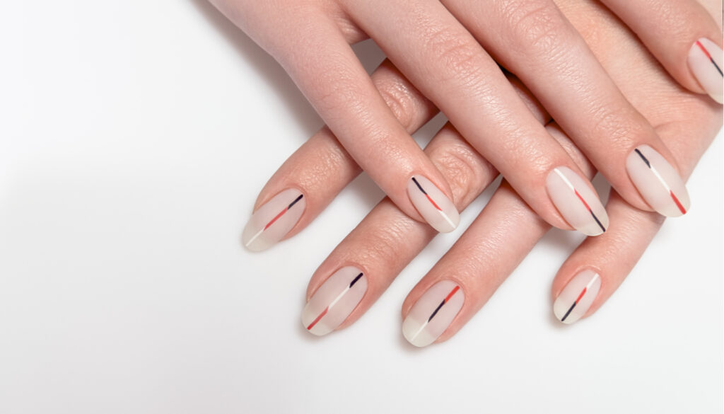 10 diseños de uñas acrílicas para lucir elegante y sofisticada