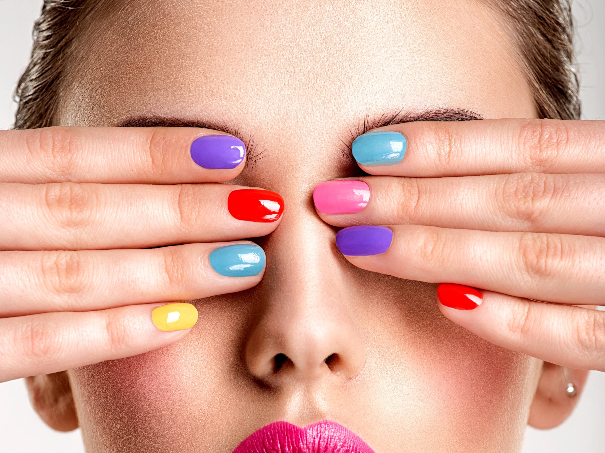 Cómo aplicar correctamente el esmalte de gel en casa