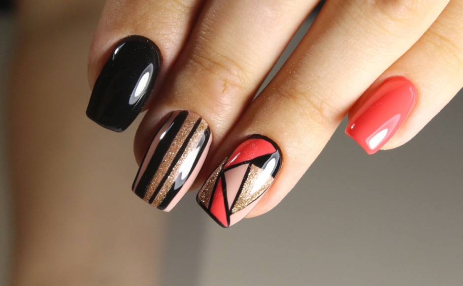 Cómo aplicar esmalte de uñas de manera profesional en casa