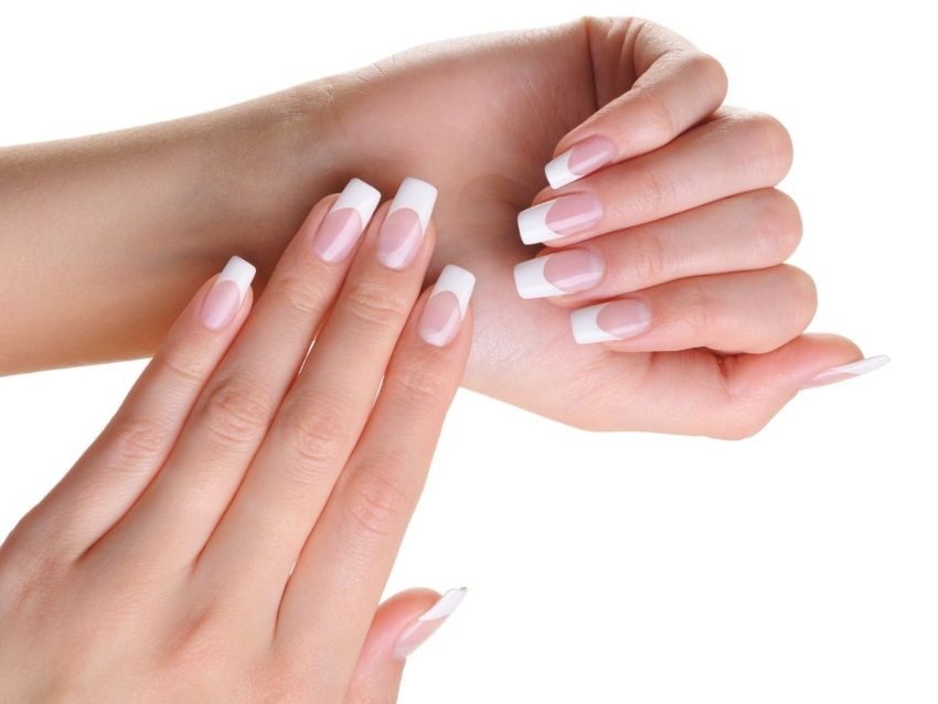 Cómo fortalecer las uñas largas con remedios caseros