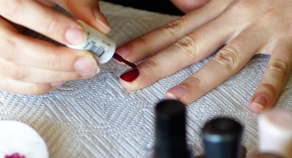 Cómo hacer que tu esmalte dure más tiempo