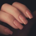 Consejos de cuidado para mantener tus uñas largas y saludables