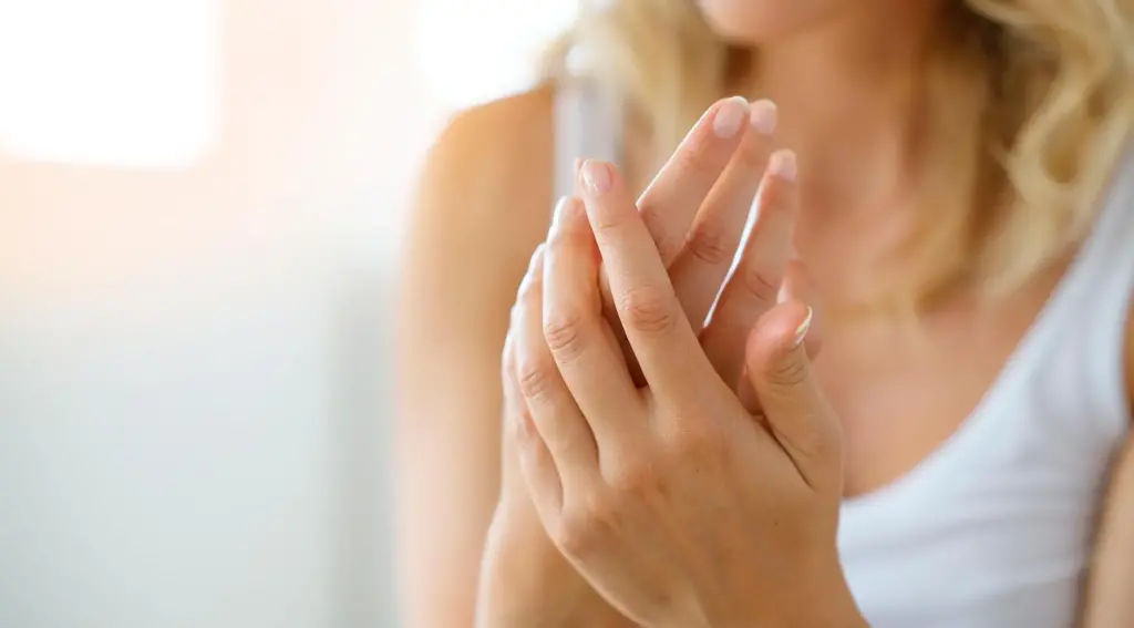Consejos para mantener tus uñas en buen estado durante el verano