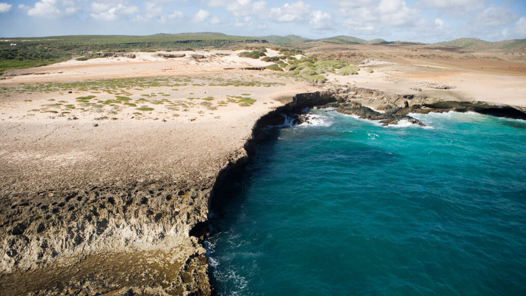 Consejos para mantener tus uñas en buen estado durante las vacaciones
