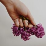 Consejos para mantener tus uñas fuertes y saludables en el verano