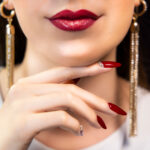 Diseños de uñas de encaje: elegancia y sofisticación en tus manos