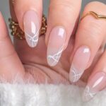 Diseños de uñas geométricos para un toque moderno