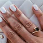 Diseños de uñas neutrales y sofisticados