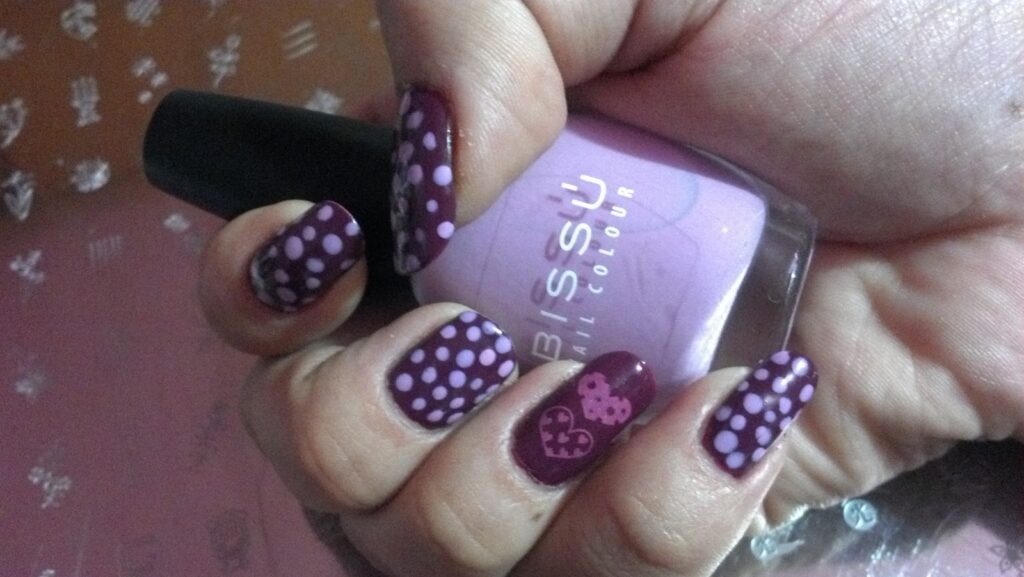 Estampados de uñas para celebrar el Día de San Valentín