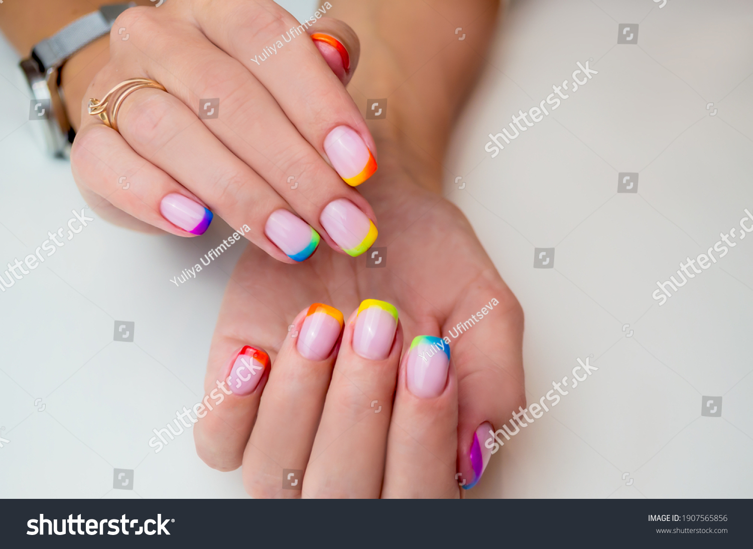 Fantásticos diseños de uñas en color pastel para primavera