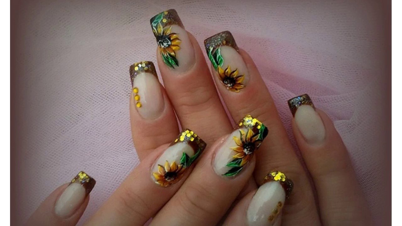 Ideas de nail art con motivos florales perfectos para ocasiones elegantes