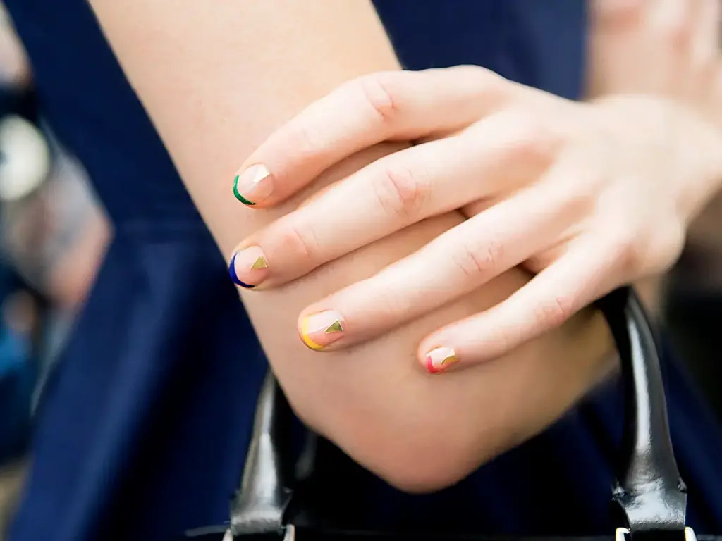 Ideas de nail art en uñas largas con efecto mármol