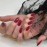 Ideas de nail art para celebrar la temporada navideña