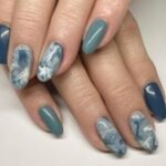 Ideas de uñas francesas reinventadas para un look moderno