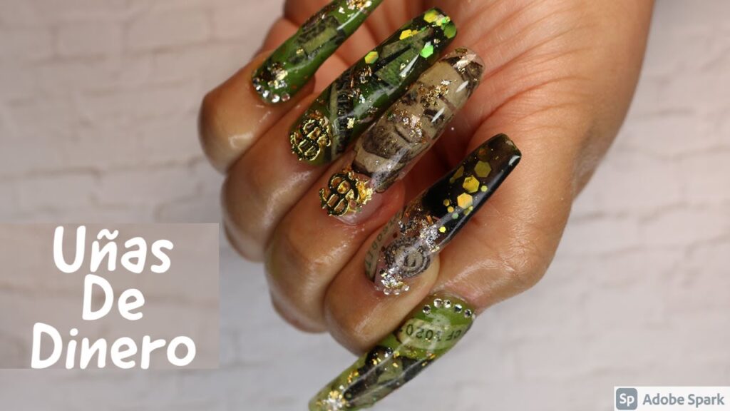 Ideas para decorar tus uñas con pequeños charms