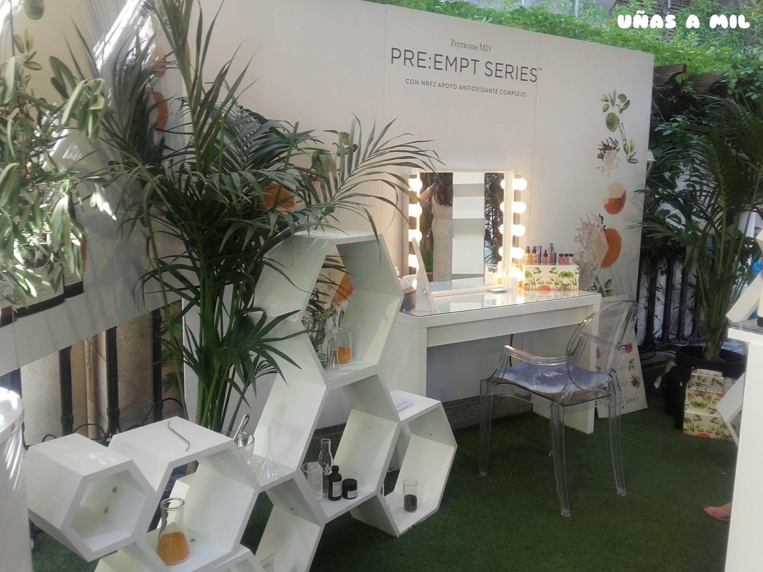 Inspiración de nail art con diseños de frutas y vegetales