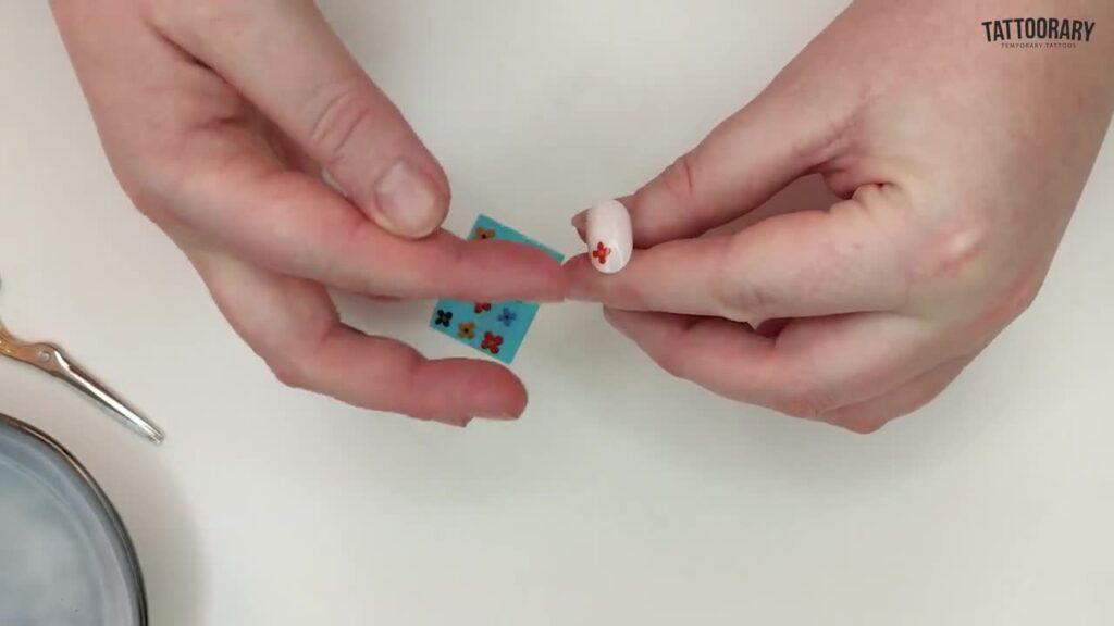 Nail art veraniego: diseños alegres y divertidos