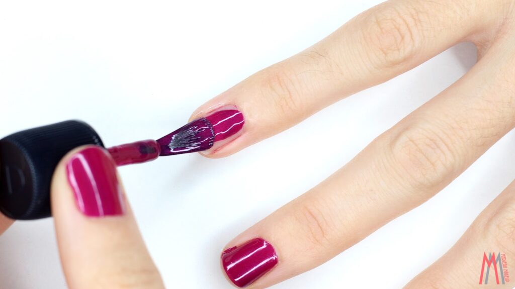 Tendencia de uñas con efecto mosaico: diseños sorprendentes y coloridos