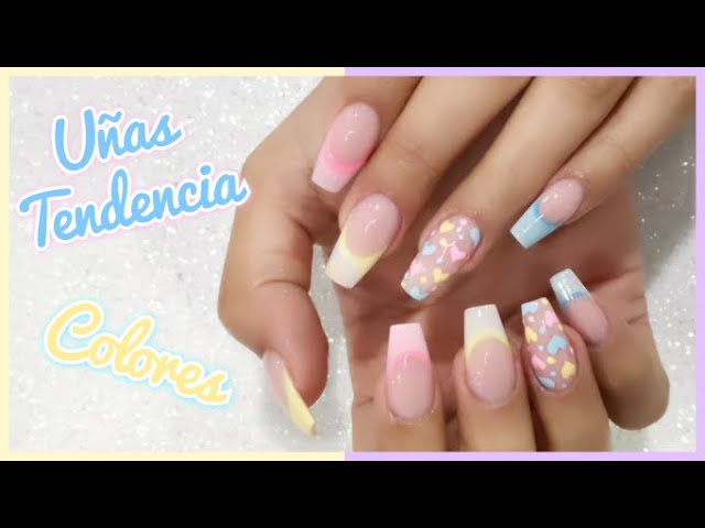 Tendencias de uñas en colores pastel