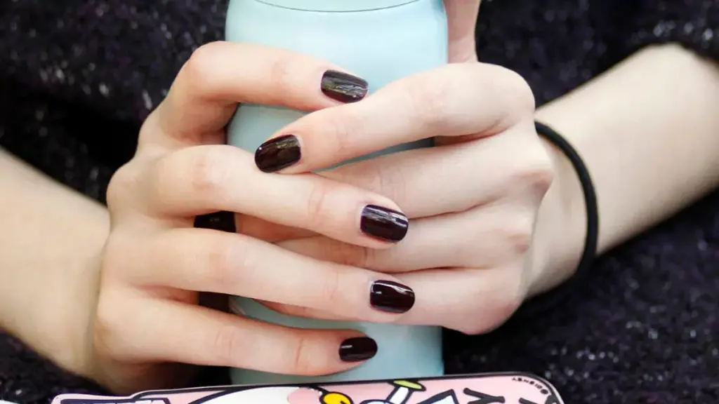 Tips para hacer durar más el esmalte de uñas