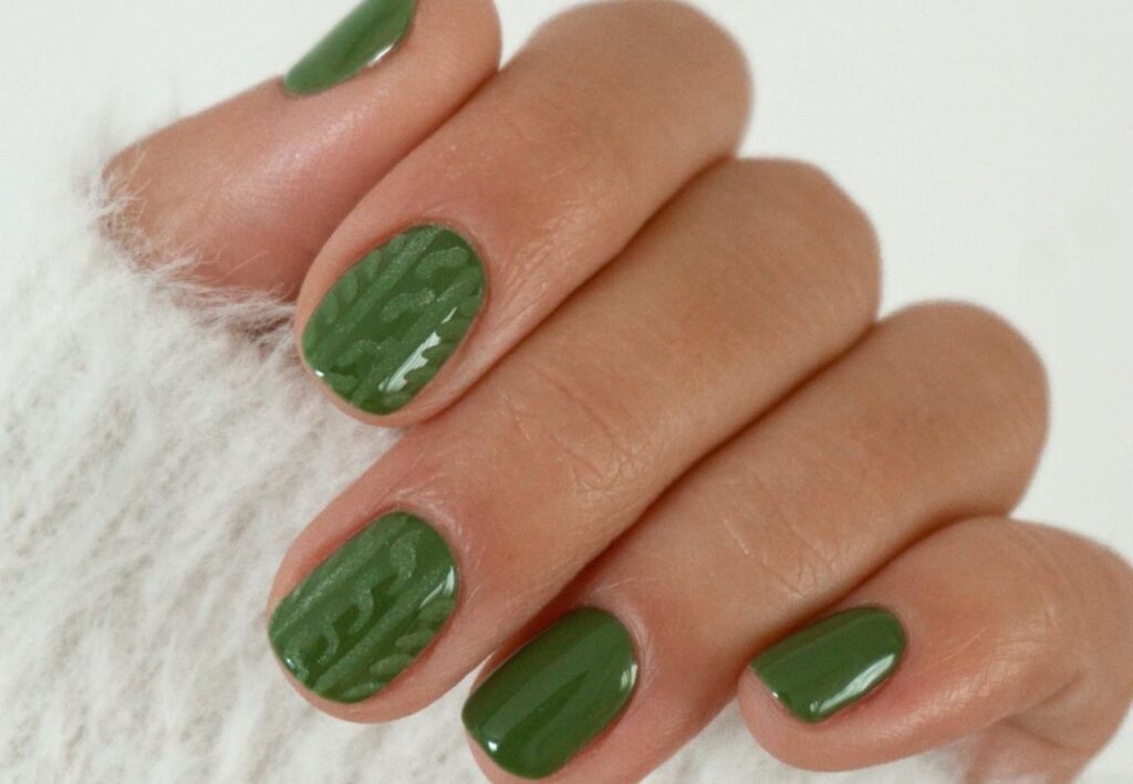 Últimas tendencias en diseños de uñas para lucir en verano