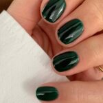 Uñas decoradas con flores: la tendencia más romántica y femenina