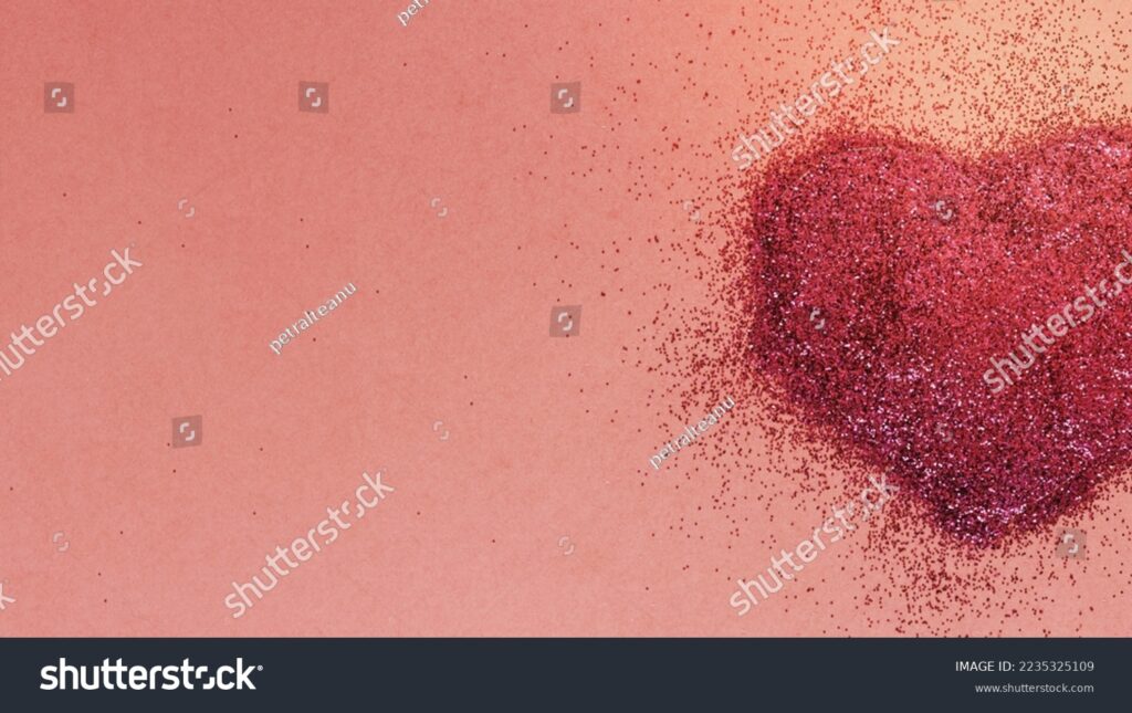 Uñas en degradado de glitter: brillo y destellos para un look deslumbrante